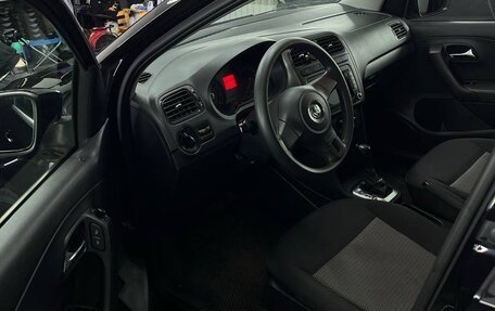 Volkswagen Polo VI (EU Market), 2012 год, 800 000 рублей, 4 фотография