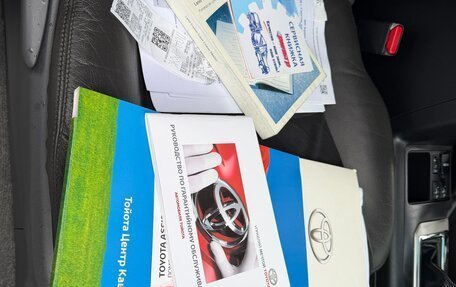 Toyota Land Cruiser Prado 150 рестайлинг 2, 2012 год, 2 750 000 рублей, 21 фотография