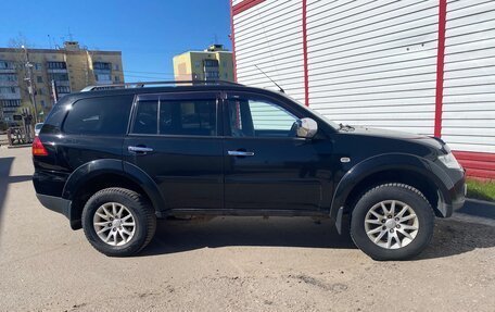 Mitsubishi Pajero Sport II рестайлинг, 2013 год, 1 750 000 рублей, 2 фотография