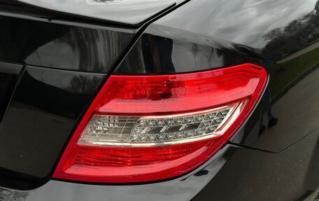 Mercedes-Benz C-Класс, 2010 год, 1 100 000 рублей, 6 фотография