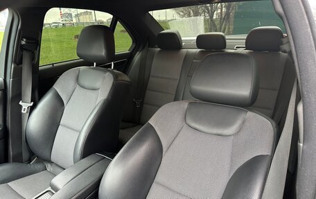 Mercedes-Benz C-Класс, 2010 год, 1 100 000 рублей, 11 фотография