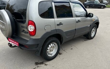 Chevrolet Niva I рестайлинг, 2010 год, 399 000 рублей, 5 фотография
