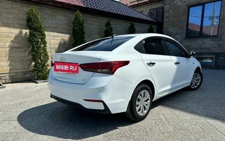 Hyundai Solaris II рестайлинг, 2017 год, 795 000 рублей, 5 фотография