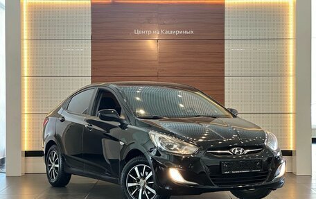 Hyundai Solaris II рестайлинг, 2011 год, 799 900 рублей, 3 фотография