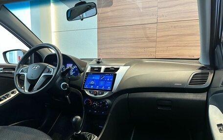 Hyundai Solaris II рестайлинг, 2011 год, 799 900 рублей, 9 фотография