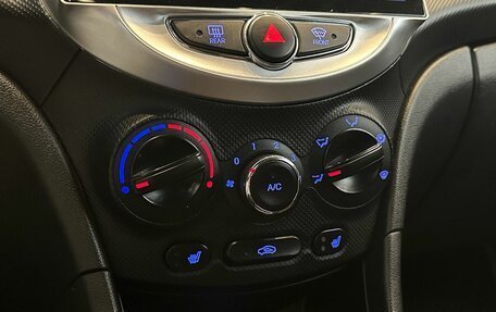 Hyundai Solaris II рестайлинг, 2011 год, 799 900 рублей, 13 фотография