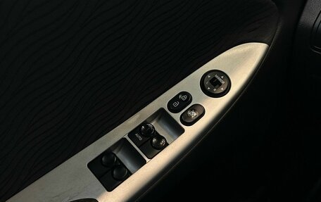 Hyundai Solaris II рестайлинг, 2011 год, 799 900 рублей, 16 фотография