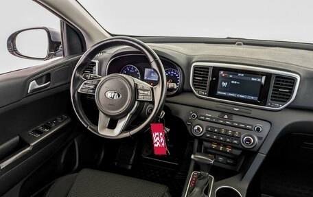 KIA Sportage IV рестайлинг, 2019 год, 2 250 000 рублей, 28 фотография