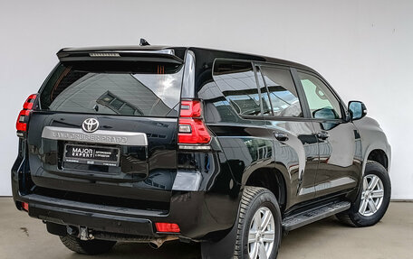 Toyota Land Cruiser Prado 150 рестайлинг 2, 2020 год, 6 200 000 рублей, 5 фотография