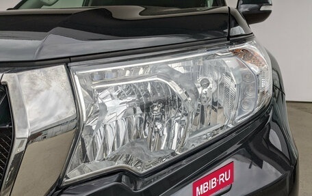 Toyota Land Cruiser Prado 150 рестайлинг 2, 2020 год, 6 200 000 рублей, 11 фотография