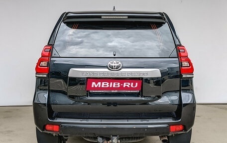 Toyota Land Cruiser Prado 150 рестайлинг 2, 2020 год, 6 200 000 рублей, 6 фотография