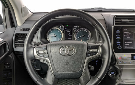 Toyota Land Cruiser Prado 150 рестайлинг 2, 2020 год, 6 200 000 рублей, 21 фотография