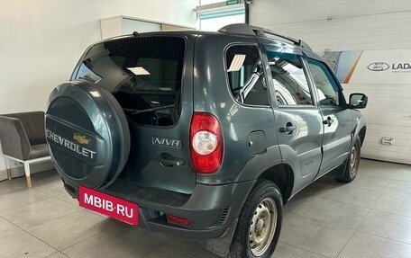 Chevrolet Niva I рестайлинг, 2017 год, 539 000 рублей, 3 фотография