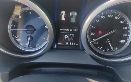 Toyota Land Cruiser Prado 150 рестайлинг 2, 2017 год, 5 185 000 рублей, 12 фотография