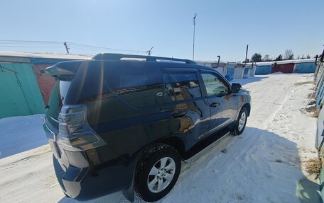 Toyota Land Cruiser Prado 150 рестайлинг 2, 2017 год, 5 185 000 рублей, 5 фотография