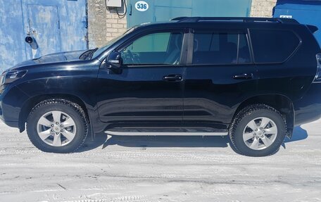 Toyota Land Cruiser Prado 150 рестайлинг 2, 2017 год, 5 185 000 рублей, 2 фотография