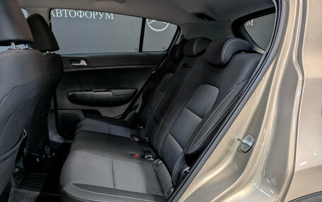 KIA Sportage IV рестайлинг, 2020 год, 2 350 000 рублей, 18 фотография