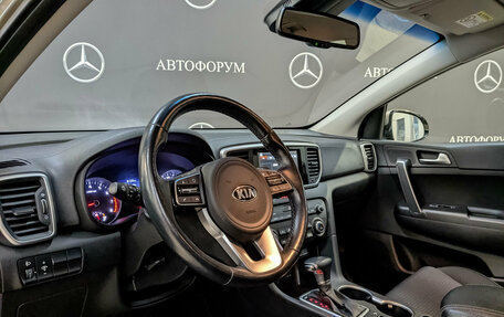 KIA Sportage IV рестайлинг, 2020 год, 2 350 000 рублей, 15 фотография