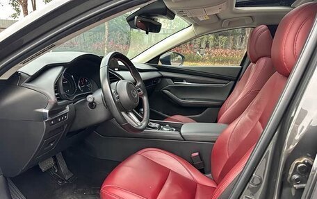 Mazda 3, 2022 год, 1 650 000 рублей, 7 фотография