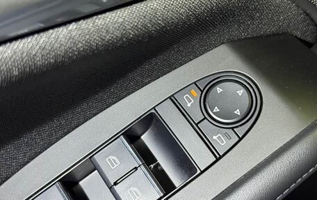 Mazda 3, 2022 год, 1 800 000 рублей, 18 фотография