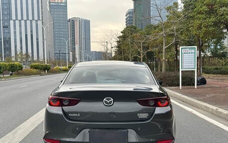 Mazda 3, 2022 год, 1 650 000 рублей, 5 фотография