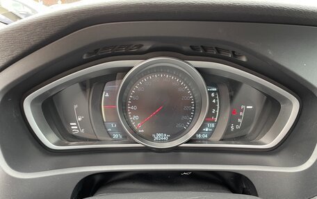 Volvo V40 Cross Country I, 2013 год, 1 280 000 рублей, 11 фотография