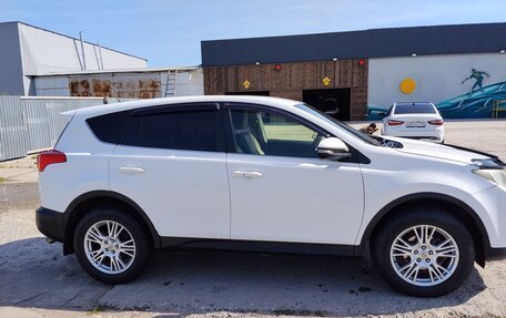 Toyota RAV4, 2013 год, 1 800 000 рублей, 3 фотография