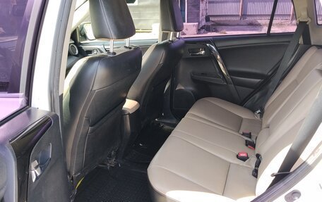 Toyota RAV4, 2013 год, 1 800 000 рублей, 7 фотография