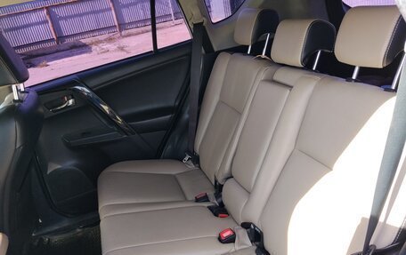 Toyota RAV4, 2013 год, 1 800 000 рублей, 8 фотография