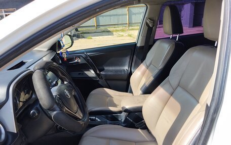 Toyota RAV4, 2013 год, 1 800 000 рублей, 9 фотография