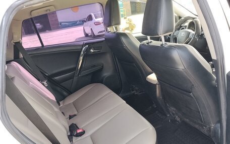 Toyota RAV4, 2013 год, 1 800 000 рублей, 6 фотография