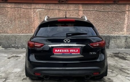Infiniti FX II, 2012 год, 1 750 000 рублей, 1 фотография
