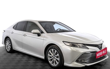 Toyota Camry, 2020 год, 3 260 000 рублей, 3 фотография