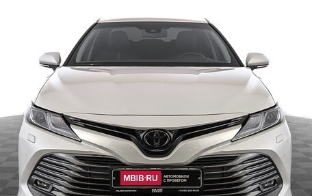 Toyota Camry, 2020 год, 3 260 000 рублей, 2 фотография
