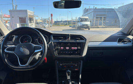 Volkswagen Tiguan II, 2021 год, 2 499 000 рублей, 9 фотография