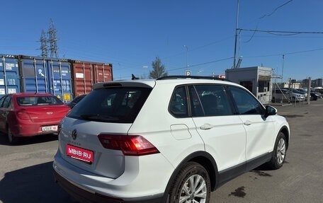 Volkswagen Tiguan II, 2021 год, 2 499 000 рублей, 5 фотография