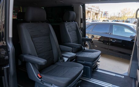 Volkswagen Multivan T6 рестайлинг, 2020 год, 6 399 000 рублей, 8 фотография