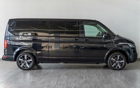 Volkswagen Multivan T6 рестайлинг, 2020 год, 6 399 000 рублей, 5 фотография