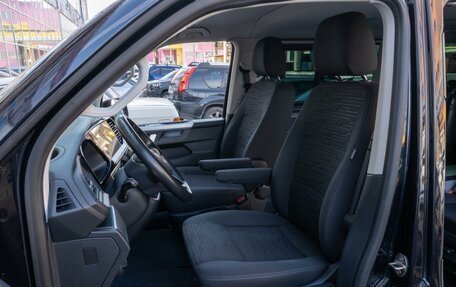 Volkswagen Multivan T6 рестайлинг, 2020 год, 6 399 000 рублей, 11 фотография