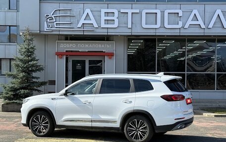 Chery Tiggo 8 Pro, 2022 год, 1 999 000 рублей, 3 фотография