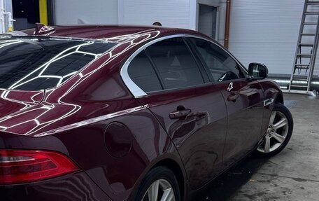 Jaguar XE I рестайлинг, 2015 год, 1 650 000 рублей, 2 фотография