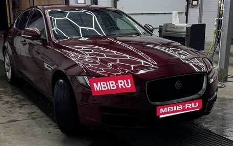 Jaguar XE I рестайлинг, 2015 год, 1 650 000 рублей, 3 фотография