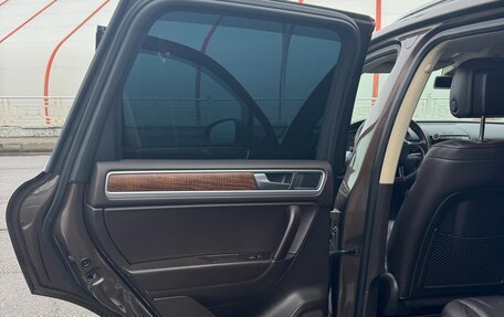 Volkswagen Touareg III, 2013 год, 1 900 000 рублей, 4 фотография