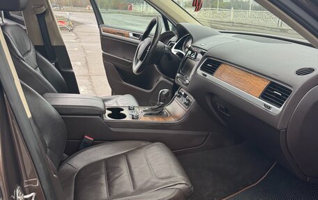 Volkswagen Touareg III, 2013 год, 1 900 000 рублей, 8 фотография