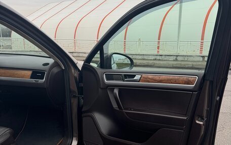 Volkswagen Touareg III, 2013 год, 1 900 000 рублей, 9 фотография