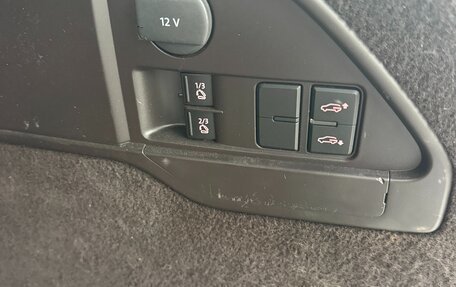 Volkswagen Touareg III, 2013 год, 1 900 000 рублей, 10 фотография