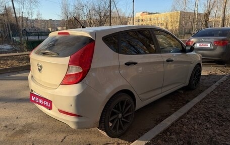 Hyundai Solaris II рестайлинг, 2014 год, 610 000 рублей, 5 фотография