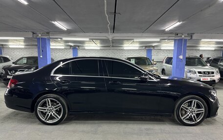 Mercedes-Benz E-Класс, 2020 год, 3 590 000 рублей, 4 фотография