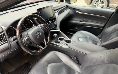 Toyota Camry, 2021 год, 3 580 000 рублей, 7 фотография