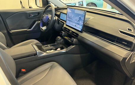 Toyota RAV4, 2026 год, 4 780 000 рублей, 24 фотография